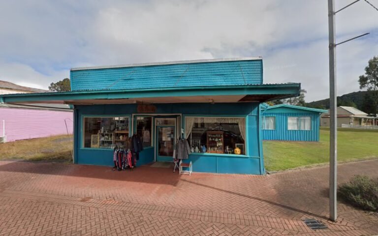 The Rescue Shop Zeehan - charity shop in Zeehan