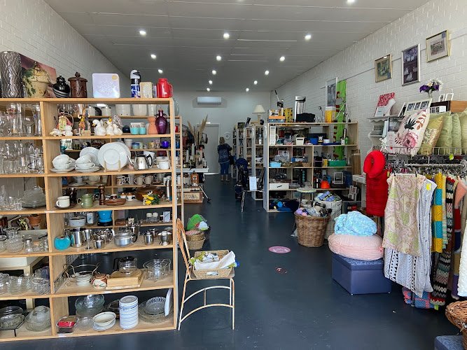 Hills Church Op Shop Ferntree Gully