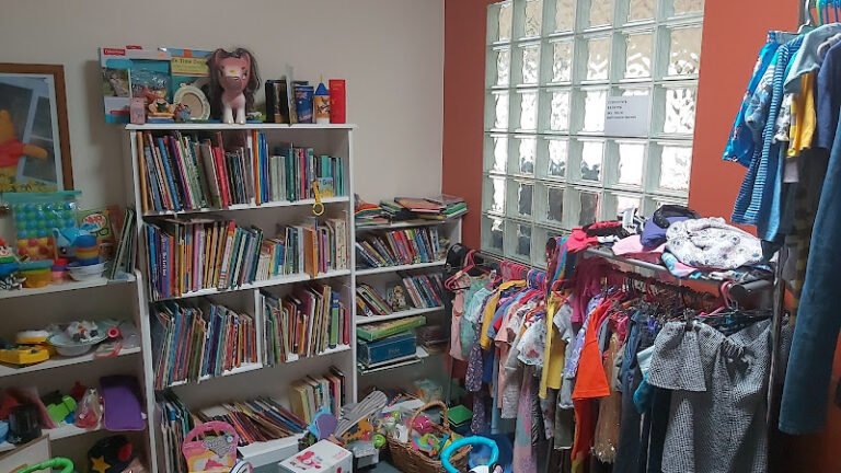 Hidden Treasures Op Shop Hallett Cove