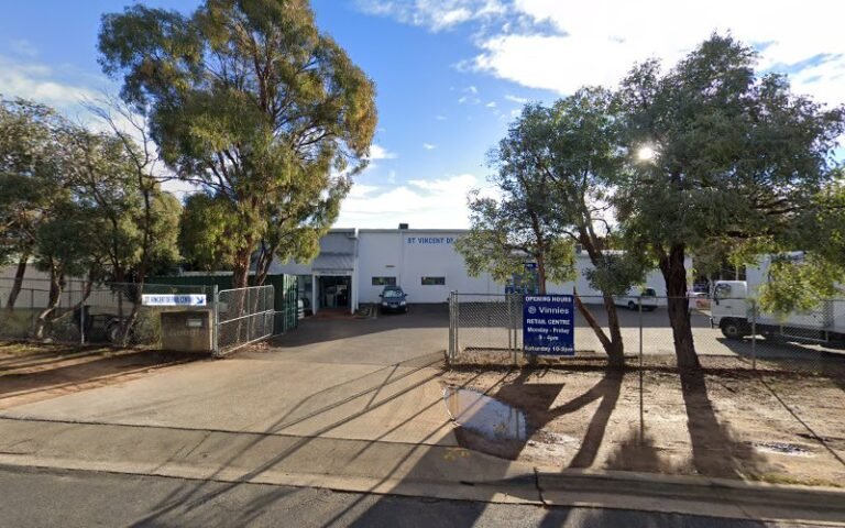 Vinnies Distribution Centre – Mitchell – 32 Buckland St - op shop in Mitchell