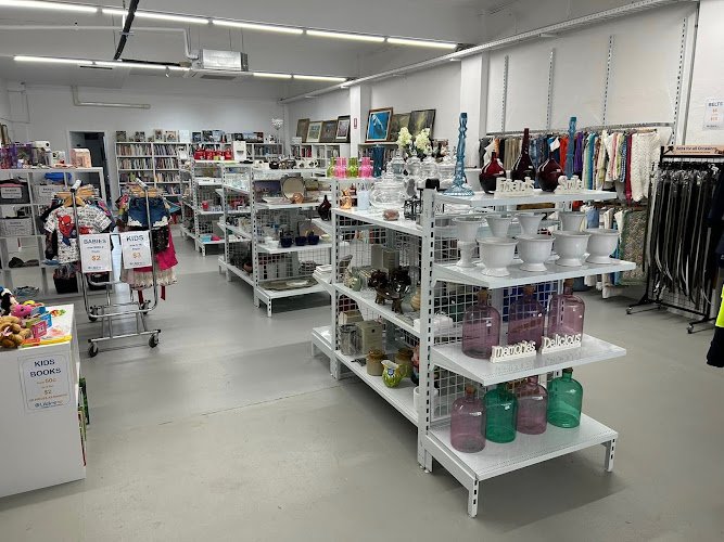 Lifeline Shop Lismore (Magellan Street) - charity shop in Lismore