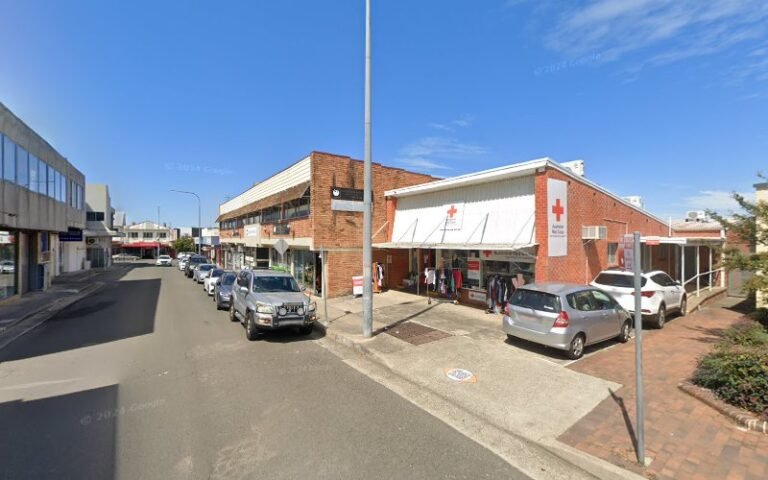 Red Cross Shop Nowra - charity shop in Nowra