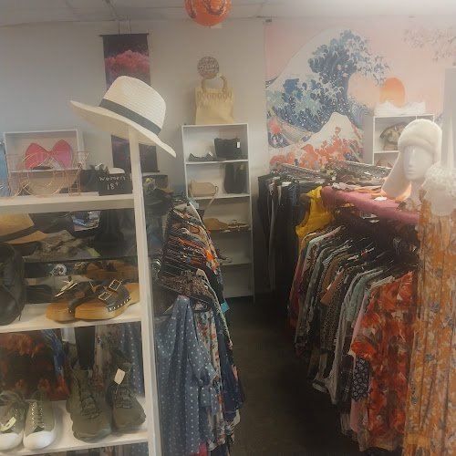 MICHI’S BOUTIQUE & charity shop ( Prev. Reuse Repurpose Recycle charity shop) South Nowra - charity shop in South Nowra