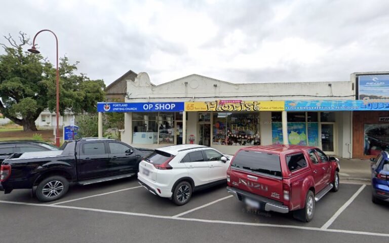 Portland Uniting Church Op Shop - op shop in Portland