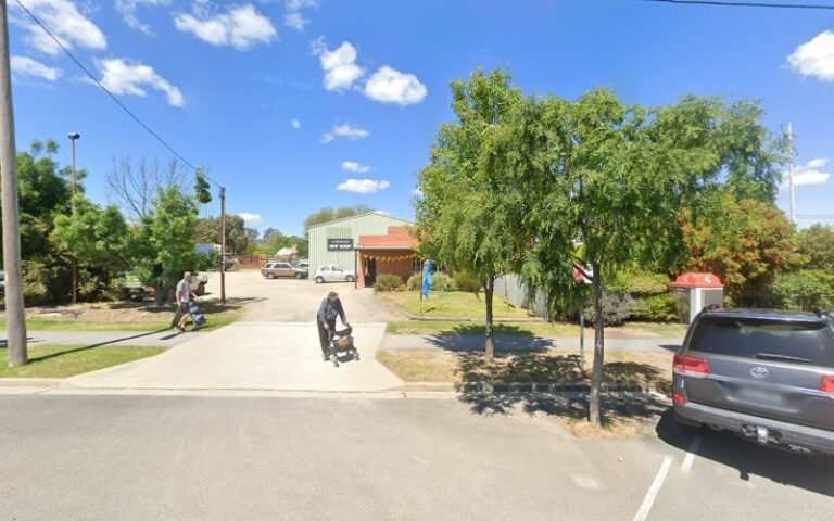 Anglican Op Shop Holbrook - op shop in Holbrook