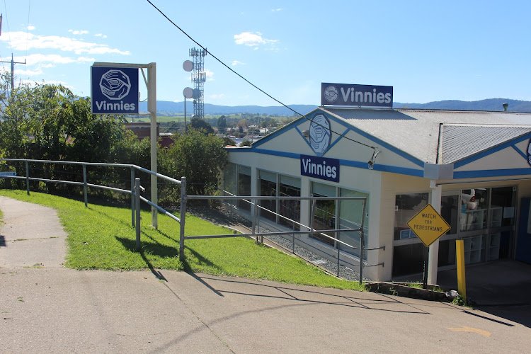 Vinnies Bega - op shop in Bega