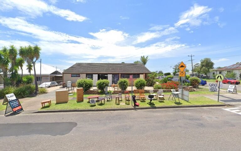Borne Again Boutique & Bazaar Morisset - op shop in Morisset