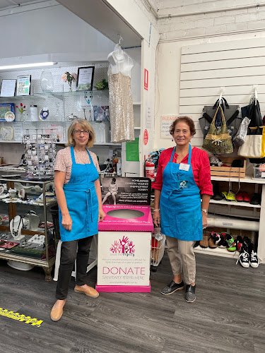 DVCS Op Shop Macleod - op shop in Macleod