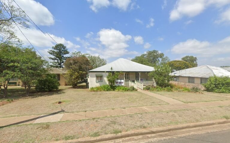 St John’s Anglican Op Shop Mundubbera - op shop in Mundubbera