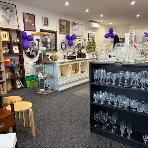 Doncare charity shop Macedon Square Templestowe Lower - charity shop in Templestowe Lower