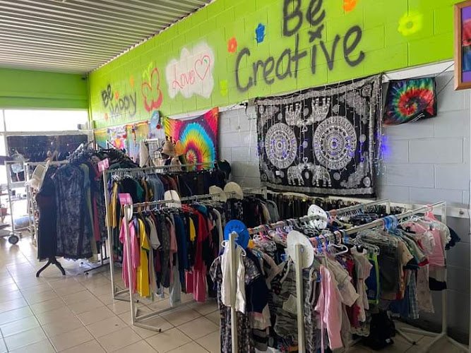 Kingaroy Community Store - op shop in Kingaroy