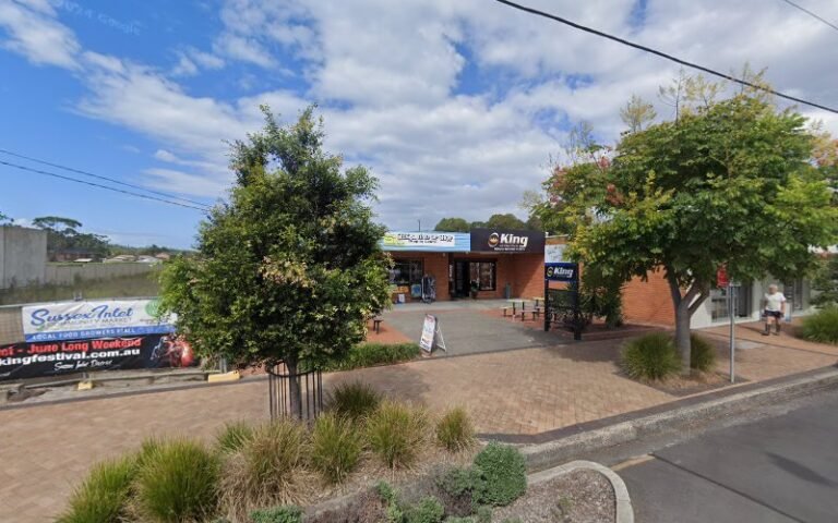 Seek & Find Op Shop Drop In Centre Sussex Inlet