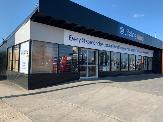 Lifeline Shop Colac - charity shop in Colac