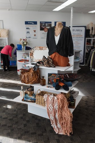 Lifeline Shop Toronto - op shop in Toronto