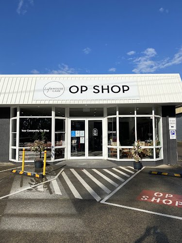 LifeHouse Care Op Shop Coffs Harbour - op shop in Coffs Harbour
