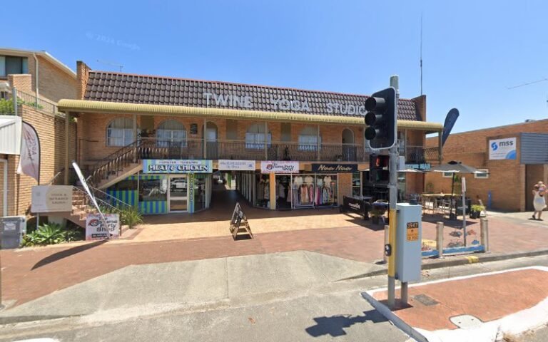 Animal welfare league op shop Tuncurry - op shop in Tuncurry
