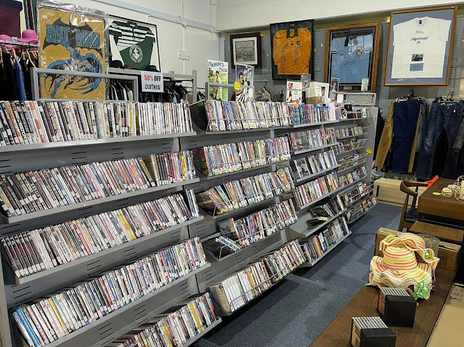 Just Seconds & Collectables Forster - op shop in Forster