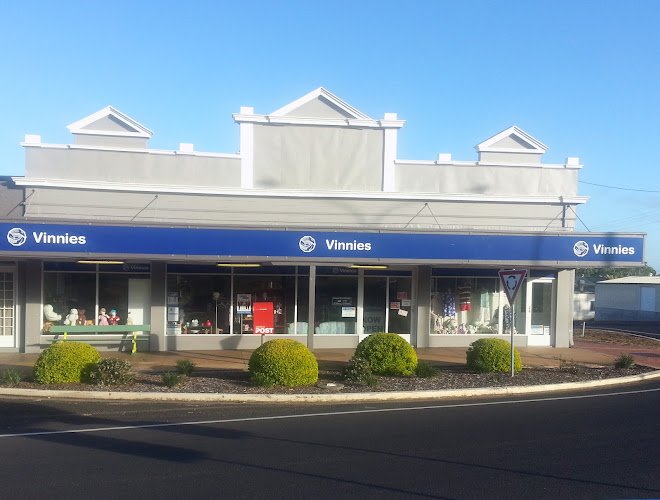 Vinnies Wondai - op shop in Wondai
