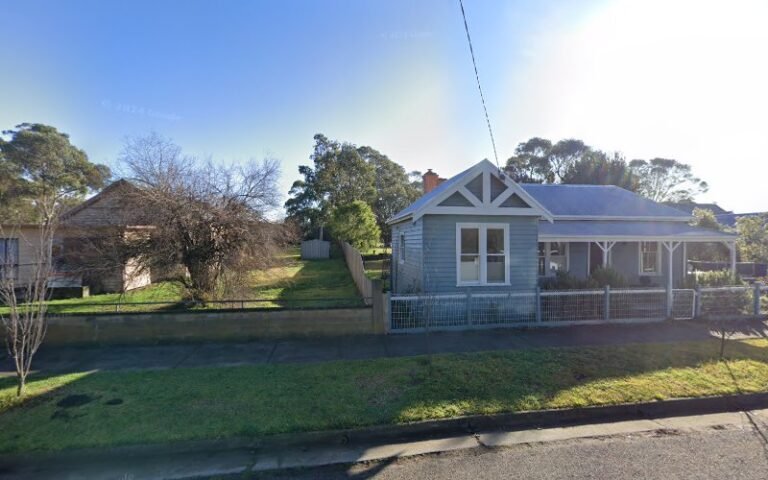 St Pauls Surprise Shop Inverleigh