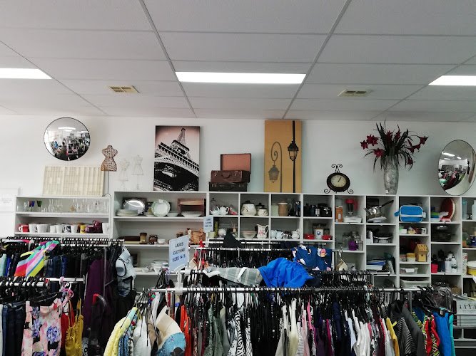 New Community OpShop Ringwood East - charity shop in Ringwood East