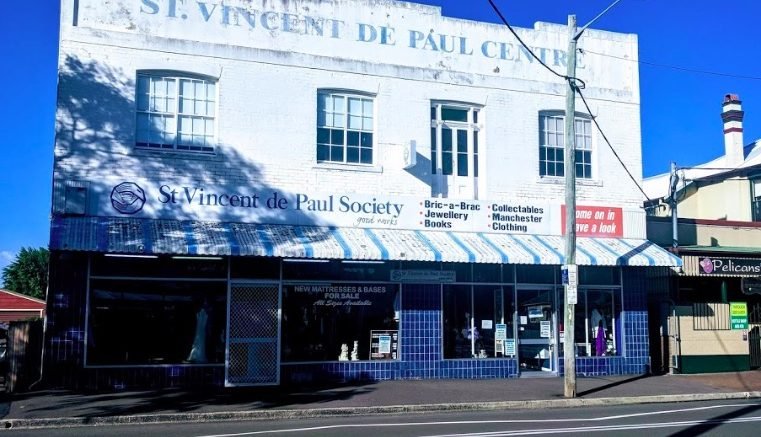 Vinnies Woy Woy - charity shop in Woy Woy