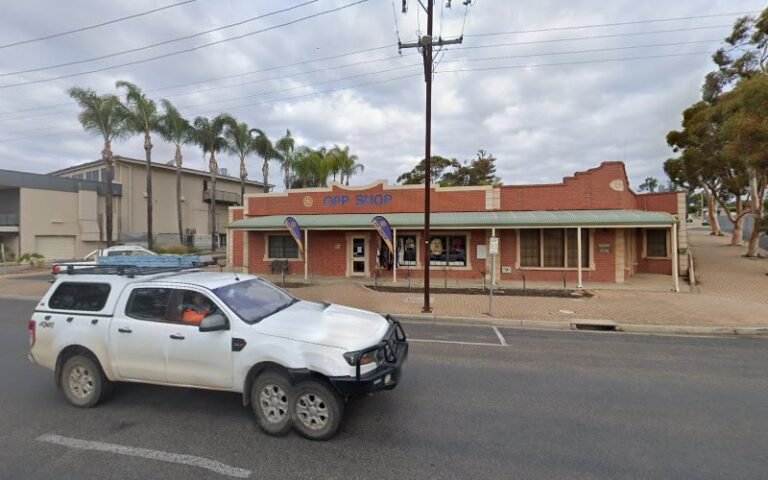 Waikerie Rotary Opp. Shop - op shop in Waikerie