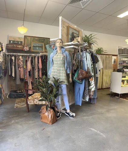 Lifeline Shop Berrinba Central - op shop in Berrinba