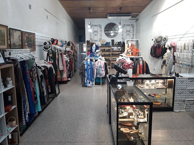 Vinnies Berry - op shop in Berry