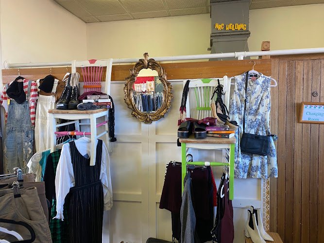 Geranium Op Shop - op shop in Geranium