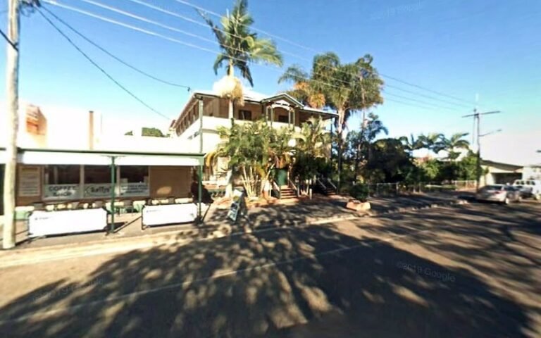 Lifeline Shop Miriam Vale - op shop in Miriam Vale