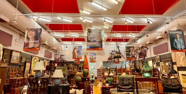 Sacred Heart Mission Op Shop – Chapel Street Windsor - op shop in Windsor