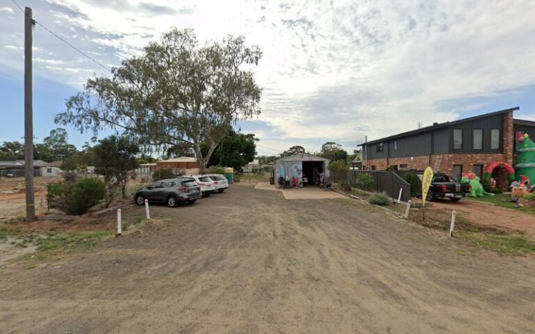 Marong Op Shop – The Old Fire Shed