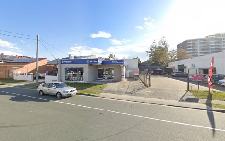 Vinnies Tweed Heads