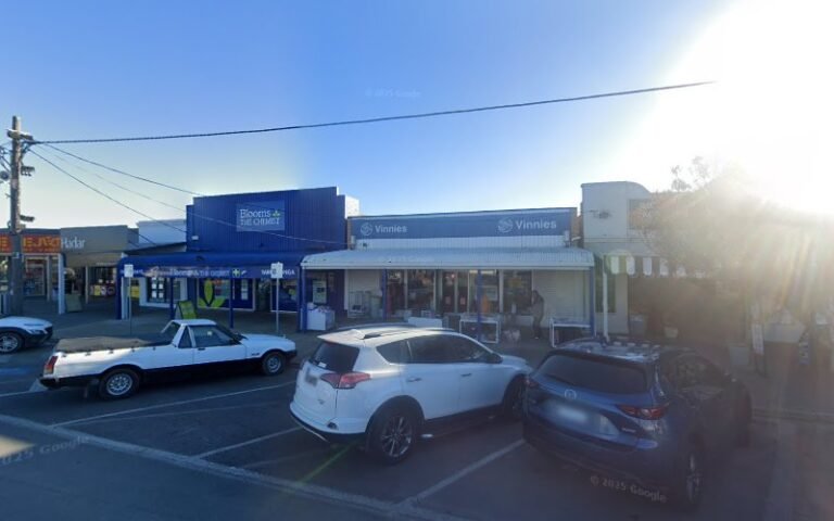 Vinnies Yarrawonga - op shop in Yarrawonga
