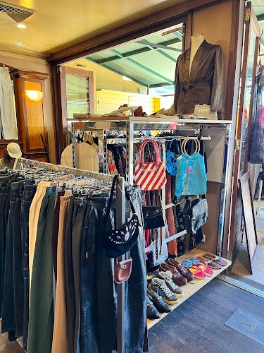 Throwback Threads Popup Margaret River - Charity Shop in Margaret River