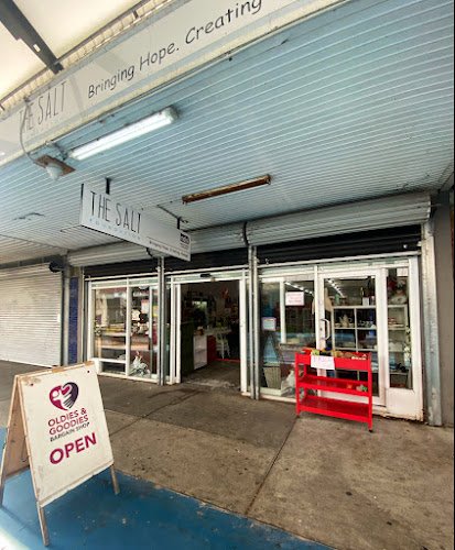 Oldies & Goodies charity shop Heidelberg West - charity shop in Heidelberg West
