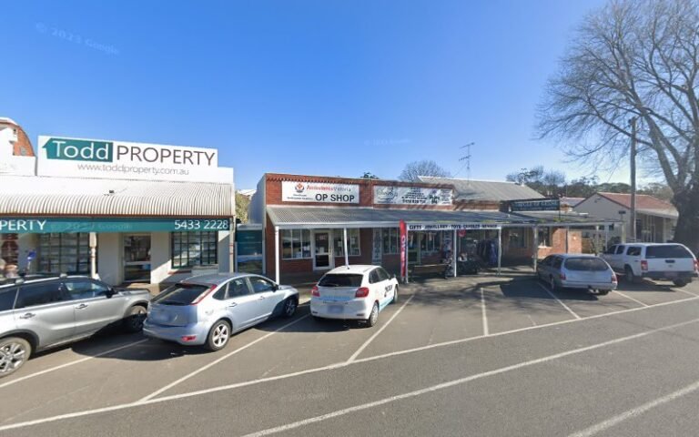Ambulance Victoria Op Shop Heathcote