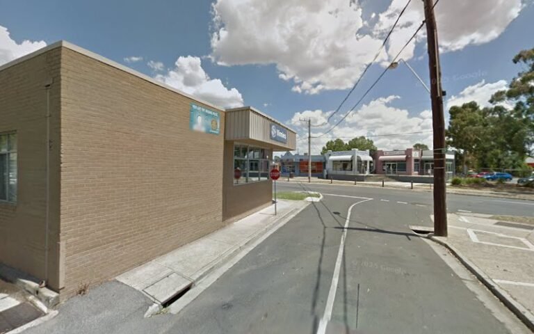 Vinnies Seymour - charity shop in Seymour