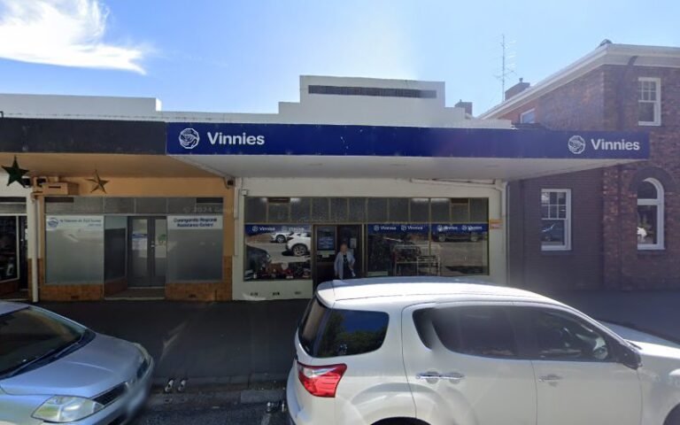 Vinnies Camperdown - op shop in Camperdown