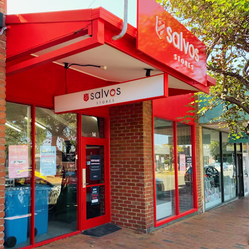 Salvos Stores Torquay - op shop in Torquay