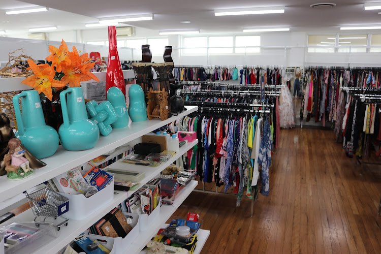 Lifeline Shop Taringa - Charity Shop in Taringa
