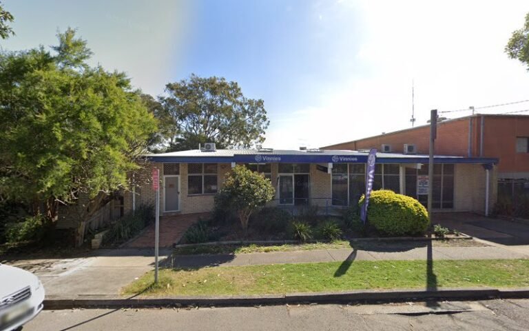 Vinnies Belmont - op shop in Belmont