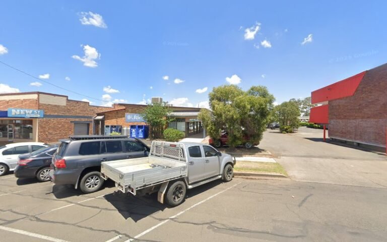 Dalby Shop (A Lifeline Darling Downs Shop) - Charity Shop in Dalby