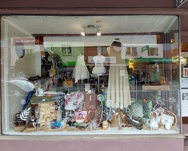 Fair Trade & Gift Shop Kew East