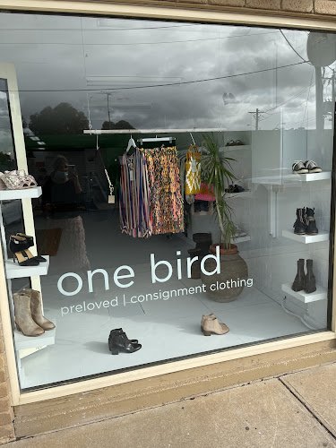 one bird Mornington