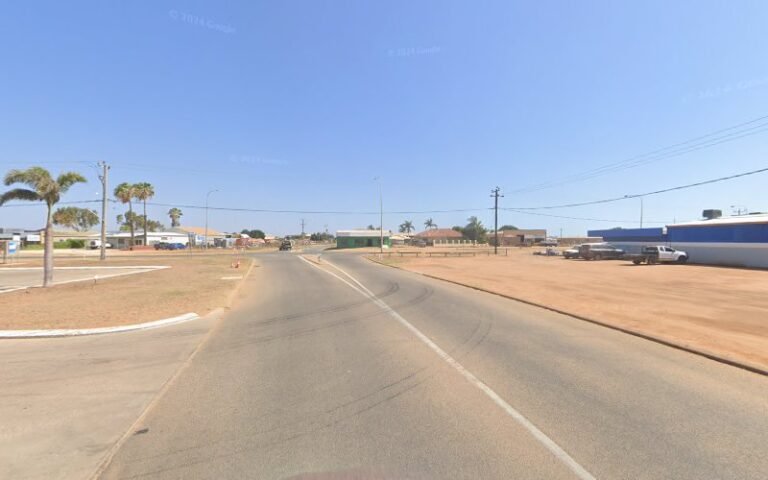Nanna’s Op Shop East Carnarvon
