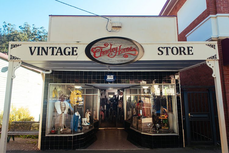 Charley Horse Vintage Clothing - charity shop in Warburton