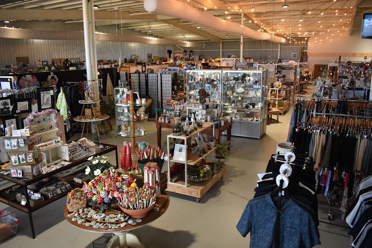 Market Fair - op shop in Ferntree Gully